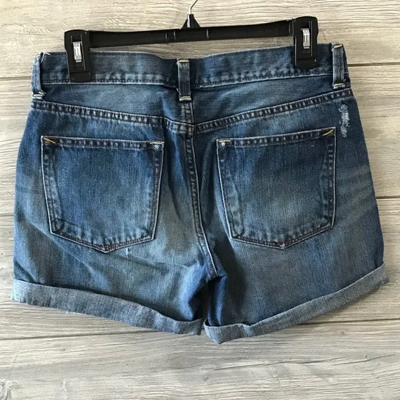 Women's Gap 1969 Boyfriend Denim Shorts - Picture 2 of 6